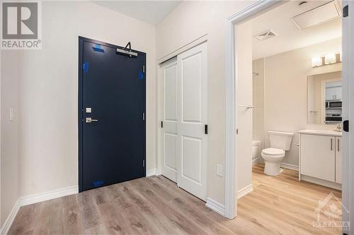 397 Codd'S Road Unit#317, Ottawa, ON - Indoor Photo Showing Bathroom