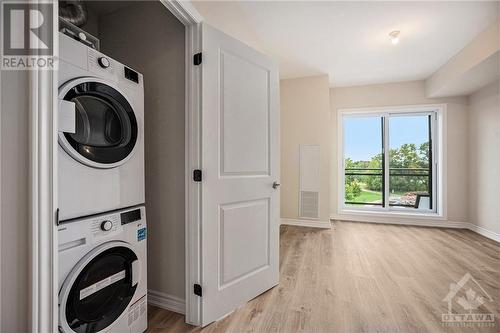 397 Codd'S Road Unit#317, Ottawa, ON - Indoor Photo Showing Laundry Room