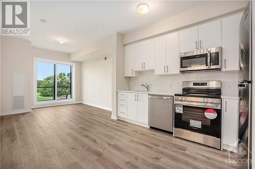 397 Codd'S Road Unit#317, Ottawa, ON - Indoor Photo Showing Kitchen