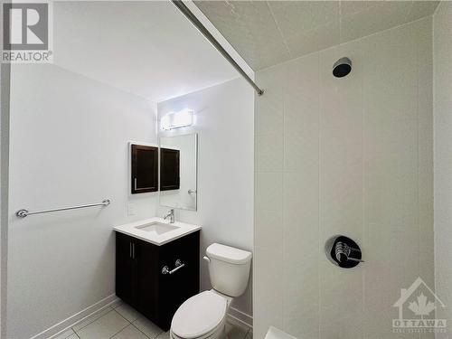 1042 Acoustic Way, Ottawa, ON - Indoor Photo Showing Bathroom