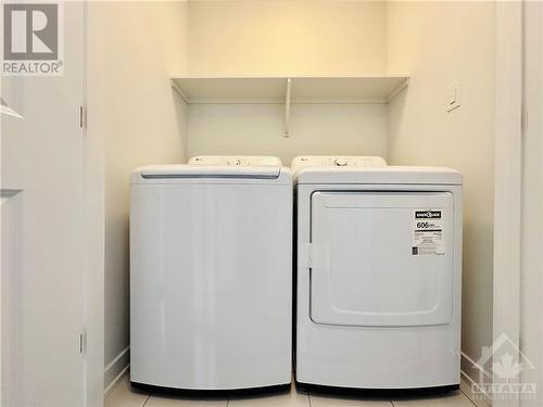 1042 Acoustic Way, Ottawa, ON - Indoor Photo Showing Laundry Room