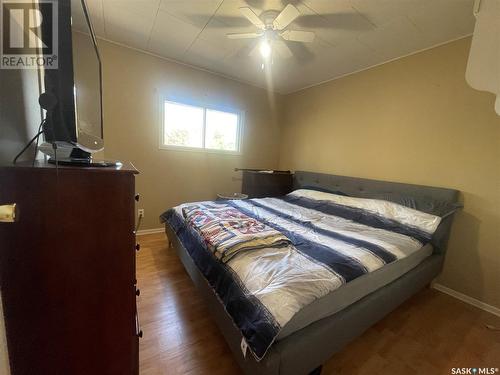 111 Sidney Street, Maple Creek, SK - Indoor Photo Showing Bedroom