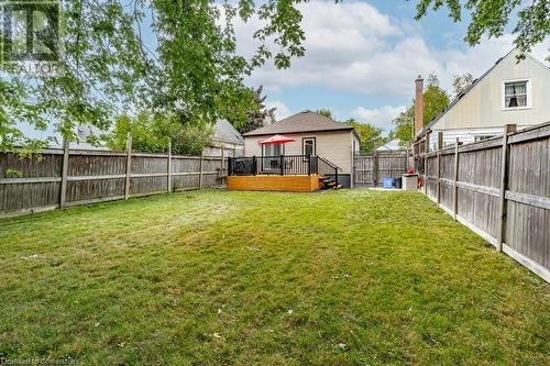 277 East 26Th Street, Hamilton, ON - Outdoor With Backyard