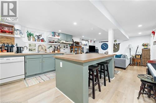 18 South Main Street Street, Thorold, ON - Indoor Photo Showing Kitchen