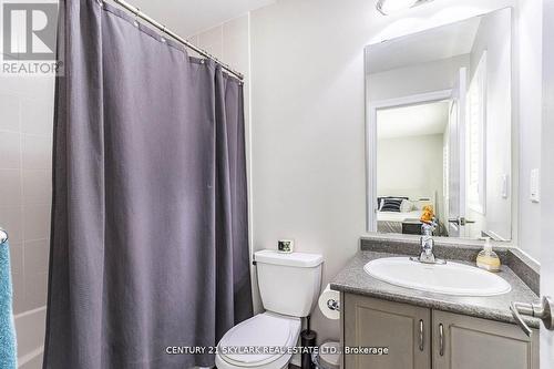 15 Ingleside Road, Brampton, ON - Indoor Photo Showing Bathroom