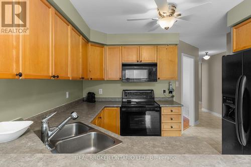 55 Stephanie Lane, Barrie, ON - Indoor Photo Showing Kitchen With Double Sink