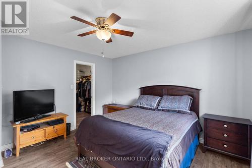 55 Stephanie Lane, Barrie (Painswick South), ON - Indoor Photo Showing Bedroom