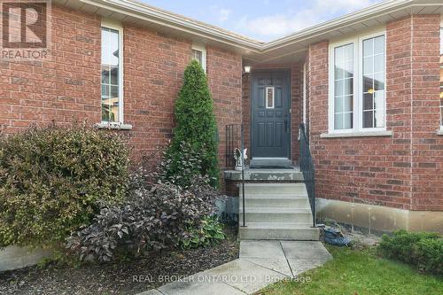 55 Stephanie Lane, Barrie (Painswick South), ON - Outdoor