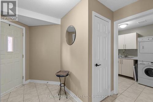 55 Stephanie Lane, Barrie (Painswick South), ON - Indoor Photo Showing Laundry Room