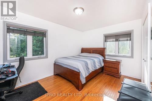 6845 19Th Side Road, King, ON - Indoor Photo Showing Bedroom