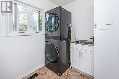 6845 19Th Side Road, King, ON - Indoor Photo Showing Laundry Room