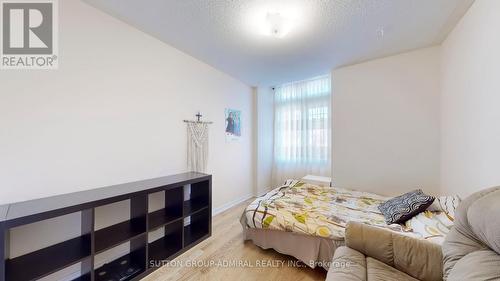 25 Thistle Avenue, Richmond Hill, ON - Indoor Photo Showing Bedroom