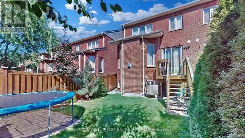 25 Thistle Avenue, Richmond Hill, ON - Outdoor