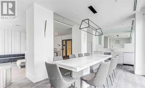 306 - 10 De Boers Drive, Toronto (York University Heights), ON - Indoor Photo Showing Dining Room