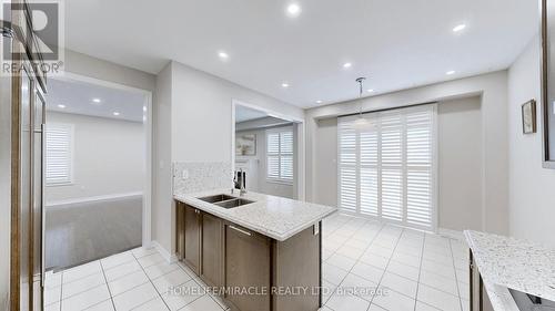 195 Sussexvale Drive, Brampton (Sandringham-Wellington), ON - Indoor Photo Showing Kitchen With Double Sink