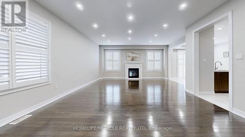 195 Sussexvale Drive, Brampton (Sandringham-Wellington), ON - Indoor Photo Showing Other Room With Fireplace