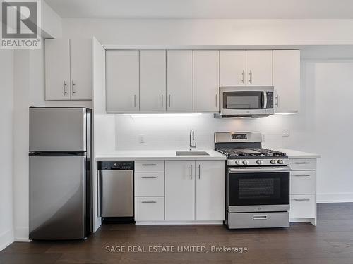 105 - 1183 Dufferin Street, Toronto (Dovercourt-Wallace Emerson-Junction), ON - Indoor Photo Showing Kitchen With Stainless Steel Kitchen With Upgraded Kitchen