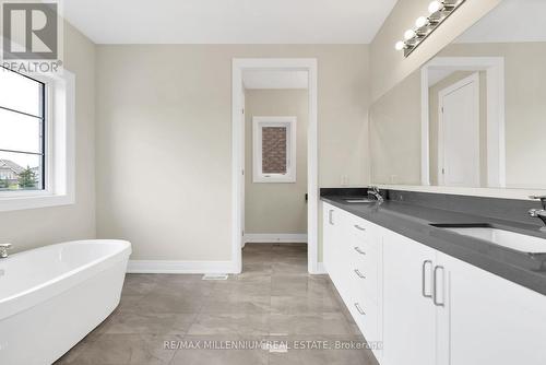 2 Catherwood Court, Brampton, ON - Indoor Photo Showing Bathroom