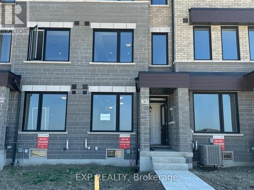 387 Inspire Blvd Boulevard W, Brampton, ON - Outdoor With Facade