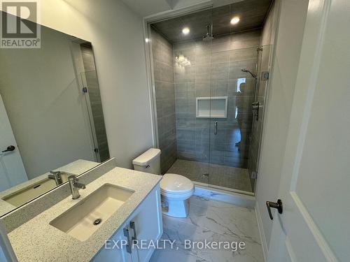 387 Inspire Blvd Boulevard W, Brampton, ON - Indoor Photo Showing Bathroom