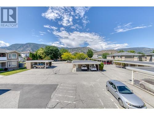 3146 Paris Street Unit# 209, Penticton, BC - Outdoor