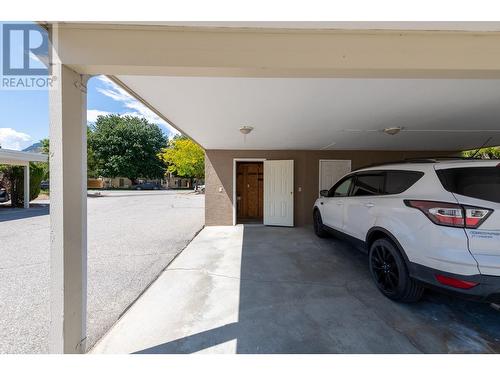 3146 Paris Street Unit# 209, Penticton, BC - Indoor Photo Showing Garage