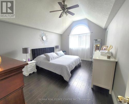 91 Red Clover Crescent N, Kitchener, ON - Indoor Photo Showing Bedroom