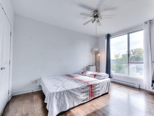 Chambre Ã Â coucher - 311-4151 Rue De Salaberry, Montréal (Ahuntsic-Cartierville), QC - Indoor Photo Showing Bedroom