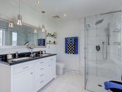 Ensuite bathroom - 