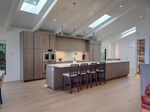 Kitchen - 191 Rue Saraguay E., Montréal (Pierrefonds-Roxboro), QC - Indoor Photo Showing Kitchen With Upgraded Kitchen