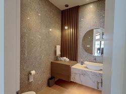 Powder room - 