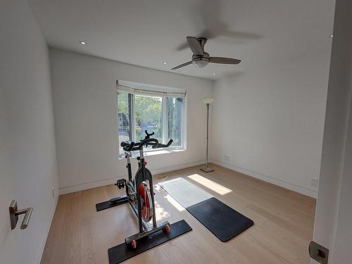 Bedroom - 191 Rue Saraguay E., Montréal (Pierrefonds-Roxboro), QC - Indoor Photo Showing Gym Room