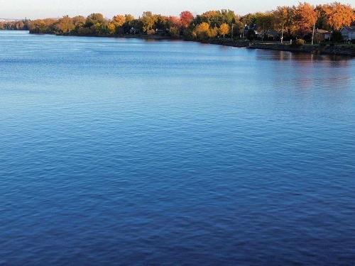 Vue sur l'eau - 191 Rue Saraguay E., Montréal (Pierrefonds-Roxboro), QC - Outdoor With Body Of Water With View