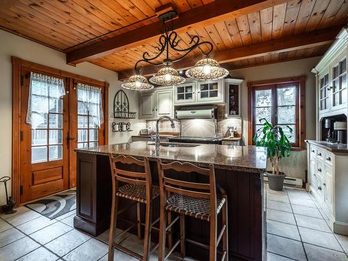 Kitchen - 3985 Rue Bel-Air, Saint-Hyacinthe, QC - Indoor