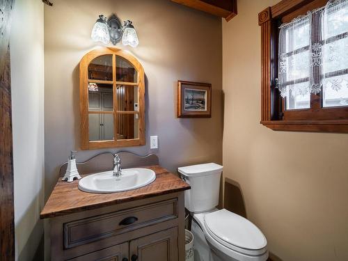 Powder room - 3985 Rue Bel-Air, Saint-Hyacinthe, QC - Indoor Photo Showing Bathroom