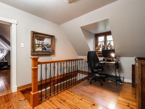 Staircase - 3985 Rue Bel-Air, Saint-Hyacinthe, QC - Indoor Photo Showing Other Room