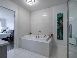 Ensuite bathroom - 