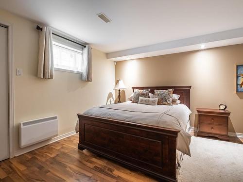 Bedroom - 349 Rue Woodcroft, Hudson, QC - Indoor Photo Showing Bedroom