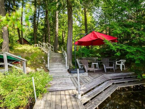 Bord de l'eau - 670 Ch. Blackburn, Val-Des-Monts, QC - Outdoor With Deck Patio Veranda