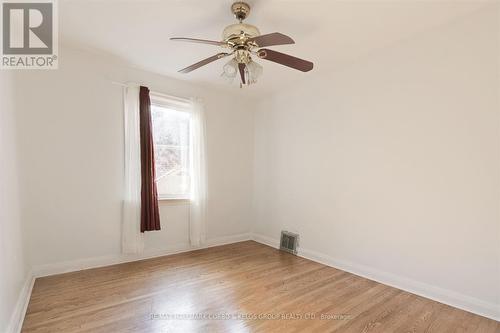 38 Ilfracombe Crescent, Toronto, ON - Indoor Photo Showing Other Room