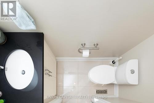 60 Nappa Street, Richmond Hill, ON - Indoor Photo Showing Bathroom