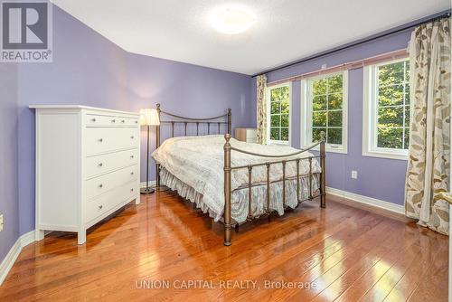 60 Nappa Street, Richmond Hill, ON - Indoor Photo Showing Bedroom