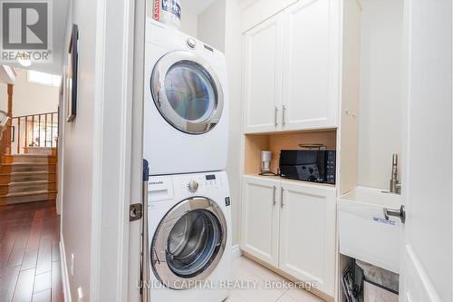 60 Nappa Street, Richmond Hill, ON - Indoor Photo Showing Laundry Room