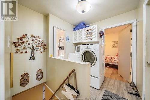 388 County Rd 27 East, Lakeshore, ON - Indoor Photo Showing Laundry Room