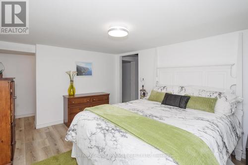 291 Angeline Street N, Kawartha Lakes (Lindsay), ON - Indoor Photo Showing Bedroom