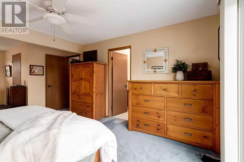 41 Strabane Place Sw, Calgary, AB - Indoor Photo Showing Bedroom