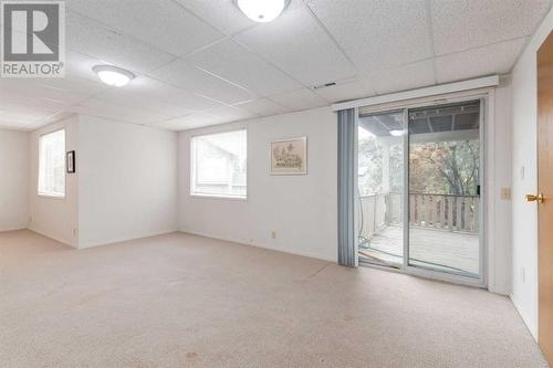 41 Strabane Place Sw, Calgary, AB - Indoor Photo Showing Other Room