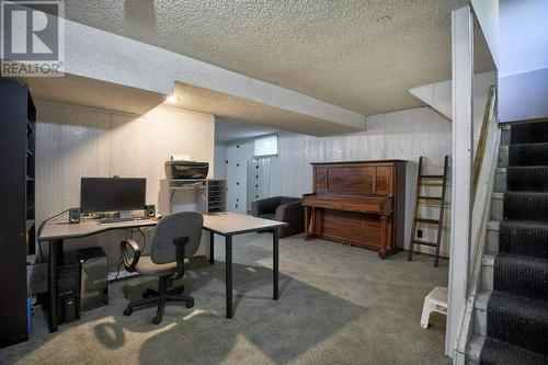 4804 Worcester Drive Sw, Calgary, AB - Indoor Photo Showing Office