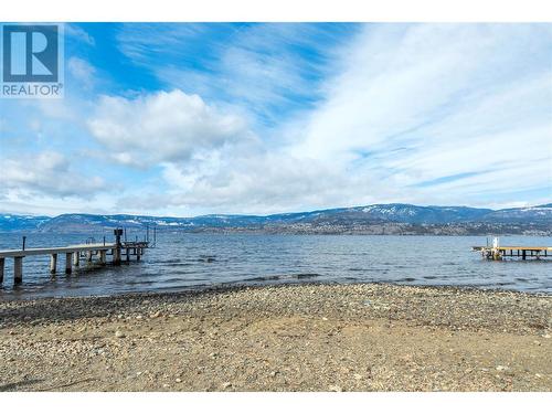 2262 Aberdeen Street N, Kelowna, BC - Outdoor With Body Of Water With View