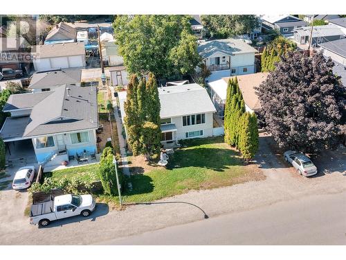 2262 Aberdeen Street N, Kelowna, BC - Outdoor